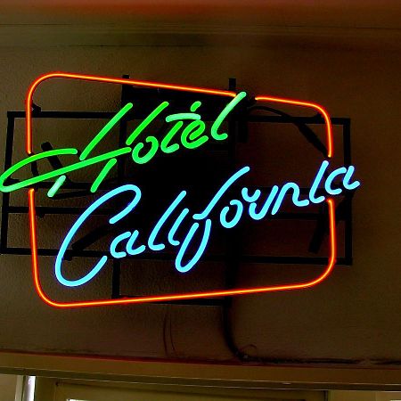 B&B Hotel California Wichmond Luaran gambar