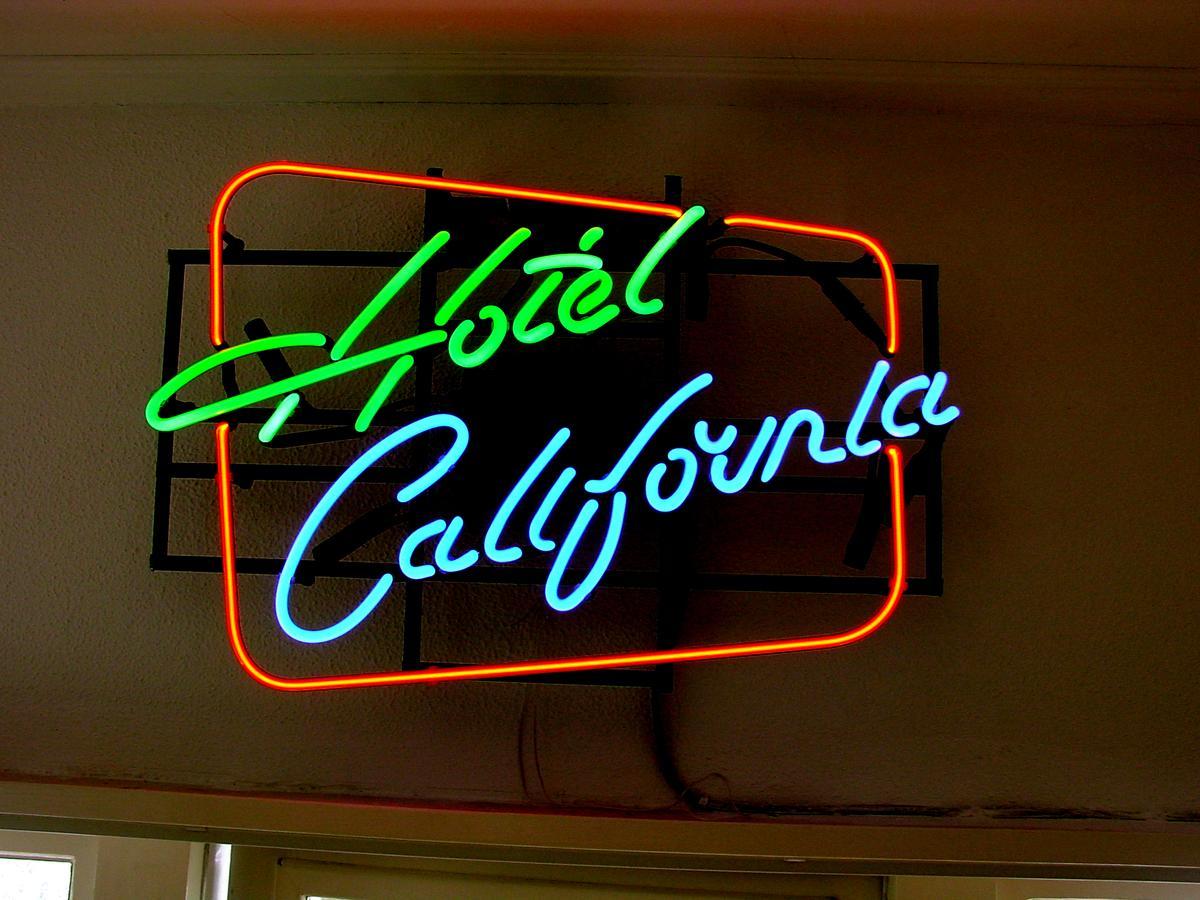 B&B Hotel California Wichmond Luaran gambar